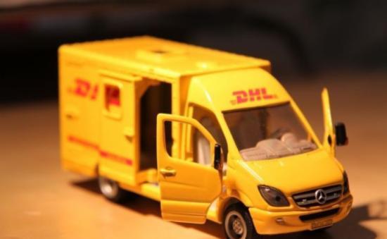 DHL